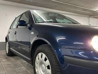 Gebraucht VW Golf IV 84 PS (61 kW) 2002 Blau Kleinwagen