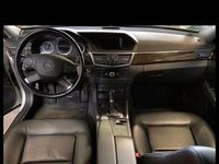 Gebraucht Mercedes E200 136 PS (100 kW) 2011 Weiß Limousine