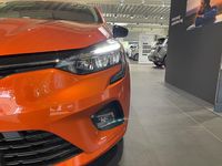 Gebraucht Renault Clio V Zen 91 PS (66 kW) 2022 Orange Limousine