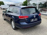 Gebraucht VW Passat Comfortline 150 PS (110 kW) 2015 Blau Kombi
