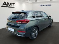 Neu Hyundai i30 Advantage 140 PS (102 kW) 2025 Cypress green / mic Limousine