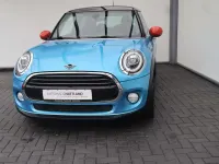 Gebraucht Mini Cooper Chili 136 PS (100 kW) 2019 Electric blue Kleinwagen
