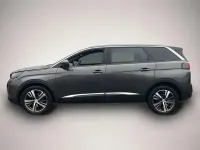Gebraucht Peugeot 5008 Allure 136 PS (100 kW) 2024 Manufacturer SUV