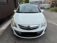 Gebraucht Opel Corsa Color Edition 101 PS (74 kW) 2012 Weiß Kleinwagen
