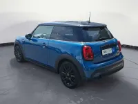 Gebraucht Mini Cooper Classic 136 PS (100 kW) 2023 Blau Kleinwagen