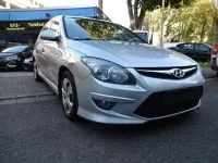 Gebraucht Hyundai i30 Classic 109 PS (80 kW) 2011 Silber Limousine