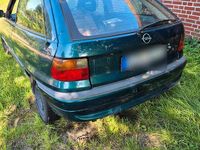 Second-hand Opel Astra 101 CP (74 kW) 1997 Verde Hatchback