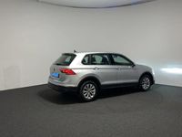 Gebraucht VW Tiguan 150 PS (110 kW) 2023 Silber SUV