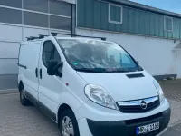 Używany Opel Vivaro 110 KM (80 kW) 2013 Biały Minivan