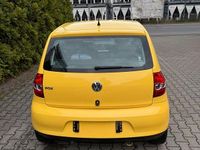 Gebraucht VW Fox Style 55 PS (40 kW) 2010 Gelb Kleinwagen