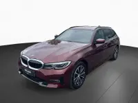 Gebraucht BMW 320 Comfort Edition 190 PS (139 kW) 2022 Aventurinrot iii (rot) Kombi