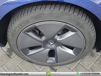 Gebraucht Tesla Model 3 Standard Range 175 kW (238 PS) 2021 Blau Limousine