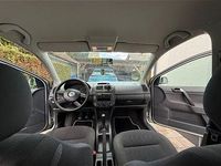 Second-hand VW Polo Basis 64 CP (47 kW) 2003 Argintiu Berlinǎ