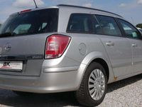 Gebraucht Opel Astra 150 PS (110 kW) 2008 Silber Kombi