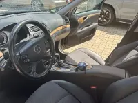 Gebraucht Mercedes E220 Avantgarde 170 PS (125 kW) 2008 Schwarz Limousine