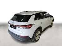 Gebraucht Audi Q4 e-tron Ambiente 150 kW (204 PS) 2023 Gletscherweiß metallic SUV