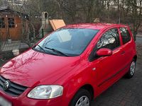 Gebraucht VW Fox 54 PS (39 kW) 2005 Rot Kleinwagen