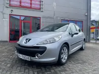 Gebraucht Peugeot 207 Urban Move 95 PS (69 kW) 2008 Aluminiumgrau schutzlack Kleinwagen