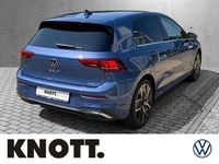 Gebraucht VW Golf VIII Edition 150 PS (110 kW) 2023 Anemonenblau metallic Limousine