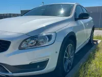 Gebraucht Volvo V60 CC 254 PS (186 kW) 2016 Weiß Kombi