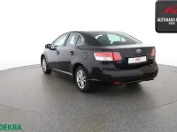 Gebraucht Toyota Avensis 147 PS (108 kW) 2010 Black mica / ink Limousine