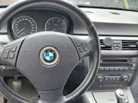 Gebraucht BMW 318 129 PS (94 kW) 2006 Schwarz Kombi