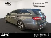 Gebraucht Mercedes E200 197 PS (144 kW) 2023 Grau Kombi