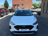 Używany Ford Focus Active 155 KM (114 kW) 2024 Biały Sedan/Limuzyna