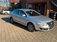 Gebraucht VW Passat 122 PS (89 kW) 2008 Silber Limousine