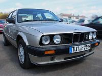 Gebraucht BMW 320 129 PS (94 kW) 1988 Grau Limousine