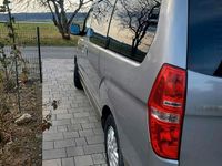 Gebraucht Hyundai H-1 170 PS (125 kW) 2016 Grau Van / Kleinbus