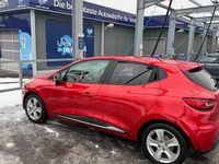 Gebraucht Renault Clio IV 118 PS (86 kW) 2016 Rot Limousine