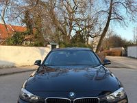Gebraucht BMW 318 143 PS (105 kW) 2013 Schwarz Limousine