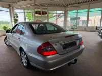 Gebraucht Mercedes E200 184 PS (135 kW) 2007 Silber Limousine