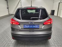 Gebraucht Ford Focus Titanium 120 PS (88 kW) 2018 Grau (grau) Kombi
