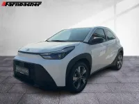 Neu Toyota Aygo X Active 116 PS (85 kW) 2025 Schneeweis SUV
