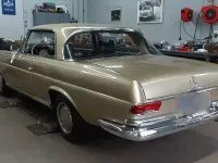 Gebraucht Mercedes 280 160 PS (117 kW) 1969 Beige Coupé