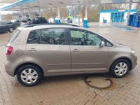 Gebraucht VW Golf VI 105 PS (77 kW) 2011 Braun Kleinwagen