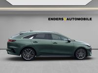 Neu Kia ProCeed GT-Line 140 PS (102 kW) 2025 Exg) experience green met. (gruen Kombi