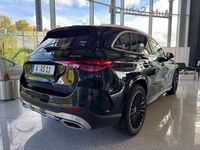 Gebraucht Mercedes GLC450 AMG 367 PS (269 kW) 2024 Obsidianschwarz metallic SUV