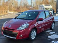 Gebraucht Renault Clio II Dynamique 101 PS (74 kW) 2009 Rot Kleinwagen