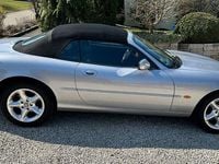 Gebraucht Jaguar XK8 284 PS (208 kW) 2001 Silber Cabrio