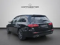 Gebraucht Mercedes E220 Night 200 PS (147 kW) 2022 Schwarz Limousine