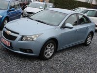 Gebraucht Chevrolet Cruze LT 150 PS (110 kW) 2010 Eisblau/misty lake met Limousine