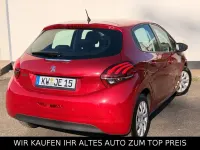 Gebraucht Peugeot 208 Active 82 PS (60 kW) 2018 Rot Kleinwagen