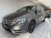 Gebraucht Mercedes B200 156 PS (114 kW) 2012 Mountaingrau Van / Kleinbus