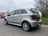 Gebraucht Mercedes B170 116 PS (85 kW) 2007 Silber Van / Kleinbus