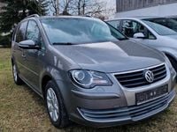 Gebraucht VW Touran 105 PS (77 kW) 2010 Braun Van / Kleinbus