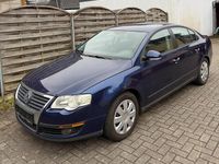 Gebraucht VW Passat 116 PS (85 kW) 2006 Blau Limousine