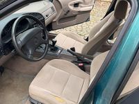 Gebraucht BMW 318 100 PS (73 kW) 1993 Grün Limousine